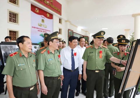 Chuyên án CM12 - Mẫu mực về lòng quả cảm và trí tuệ của CAND